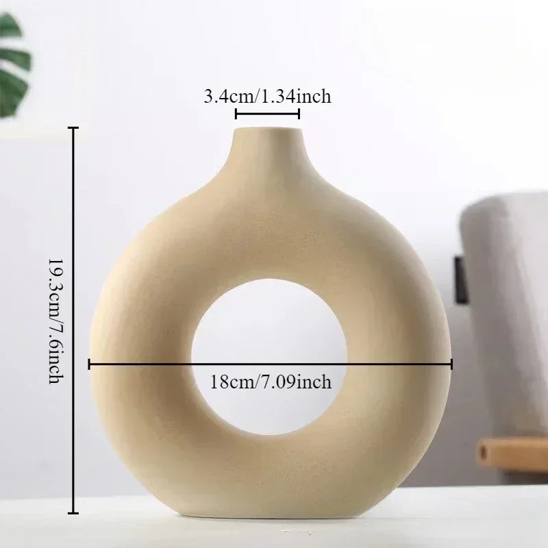 Heart & Home Donut Vaas — Keramische Vaas Scandinavische Stijl