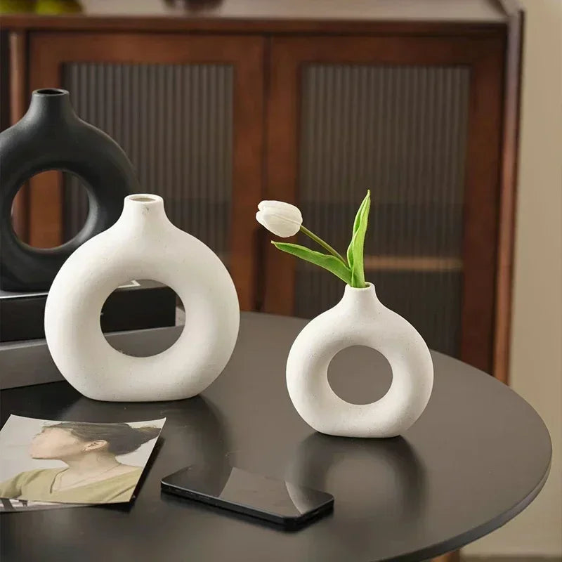 Heart & Home Donut Vaas — Keramische Vaas Scandinavische Stijl