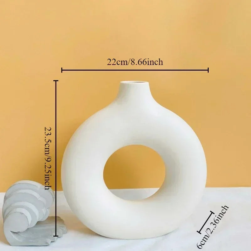 Heart & Home Donut Vaas — Keramische Vaas Scandinavische Stijl
